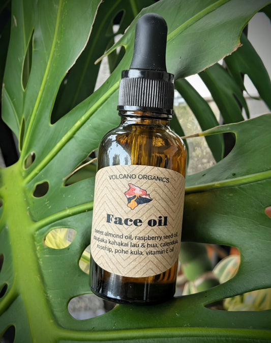 All-Natural Face Oil with SPF 25 - Catch rays not wrinkles.